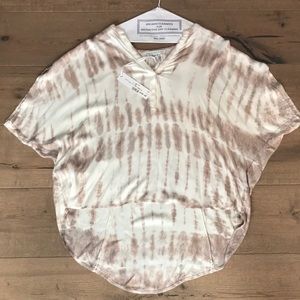 Young fabulous & broke Love top